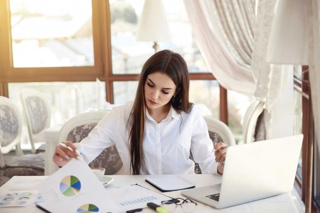 When Should You Consider Outsourcing Your Accounting in the UK? 7 When Should You Consider Outsourcing Your Accounting in the UK?
